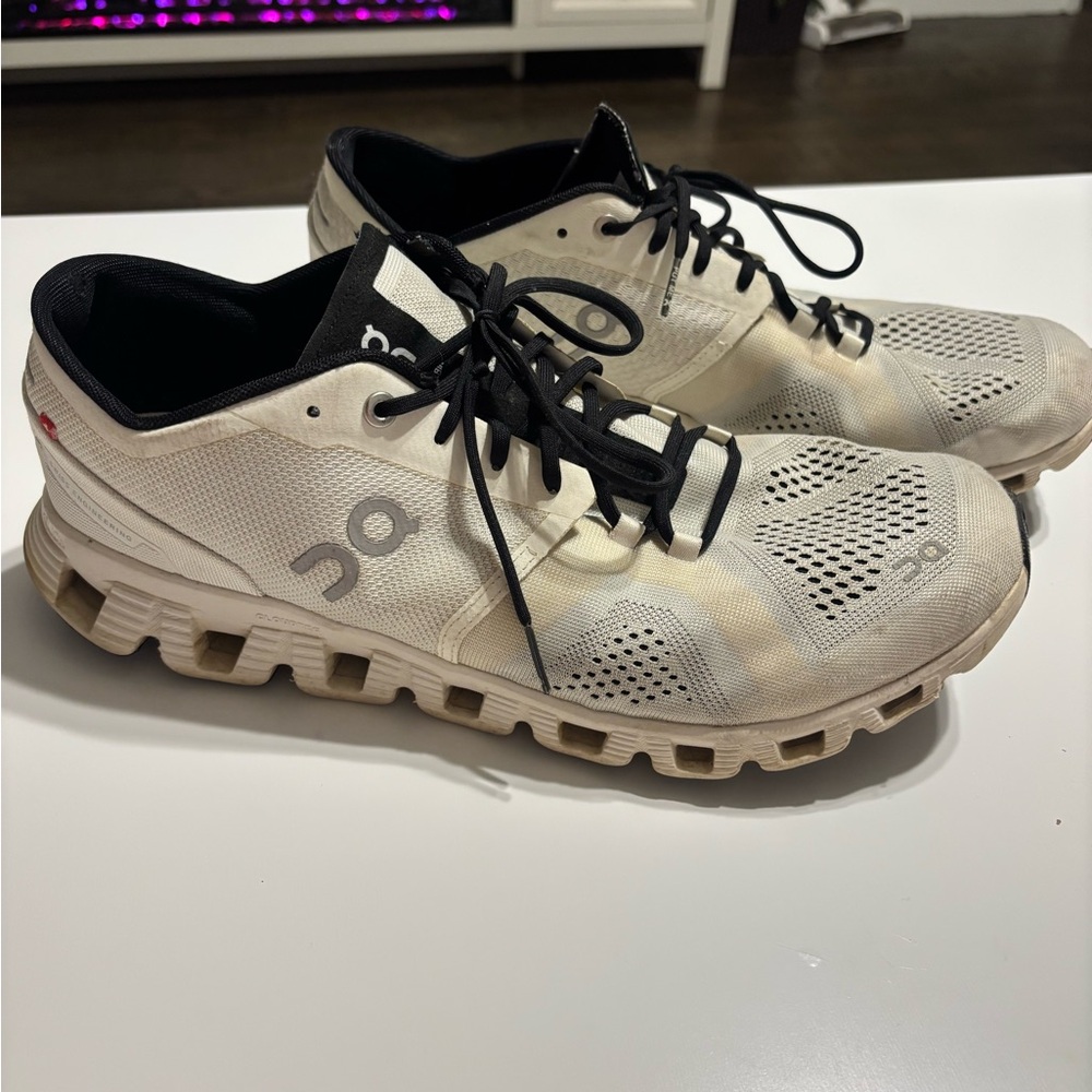 Men’s on clouds